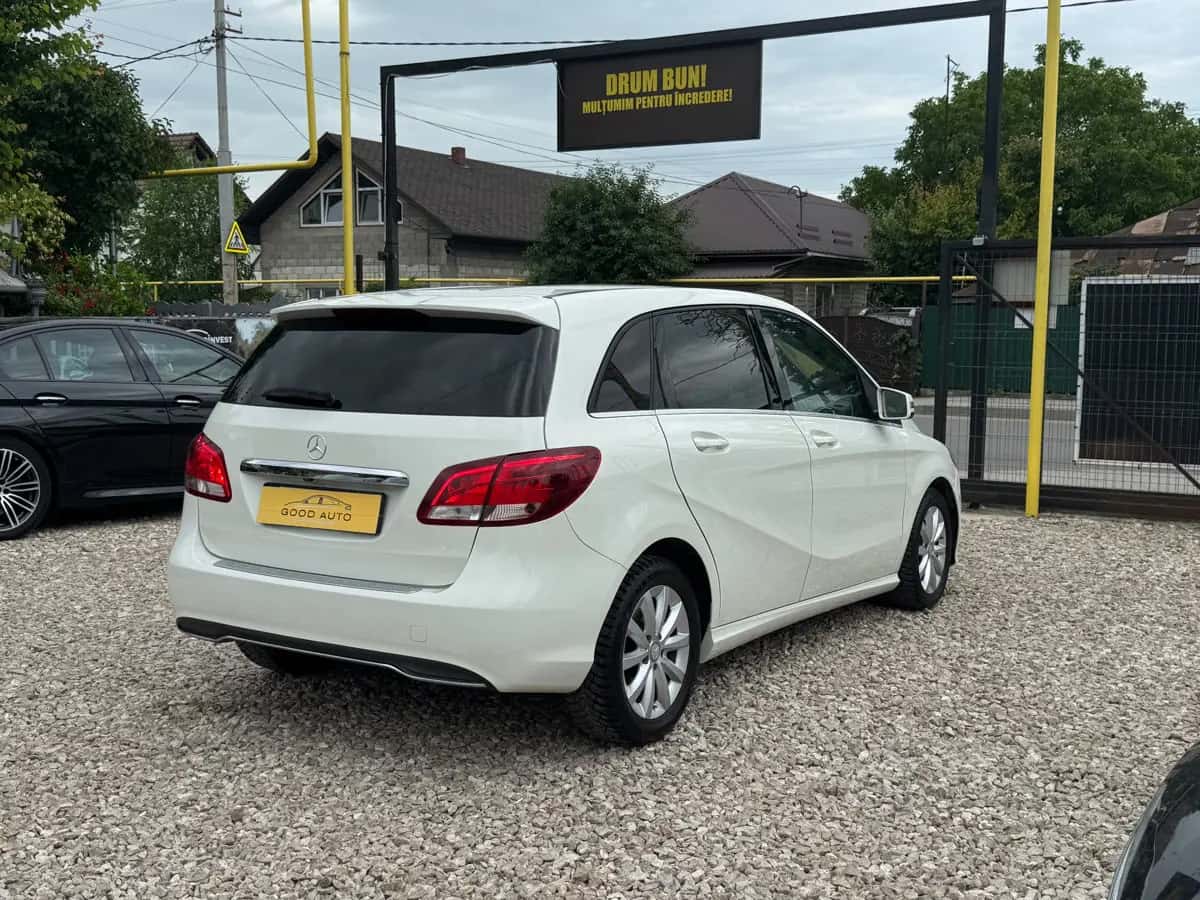 Mercedes B-Class - фото 4