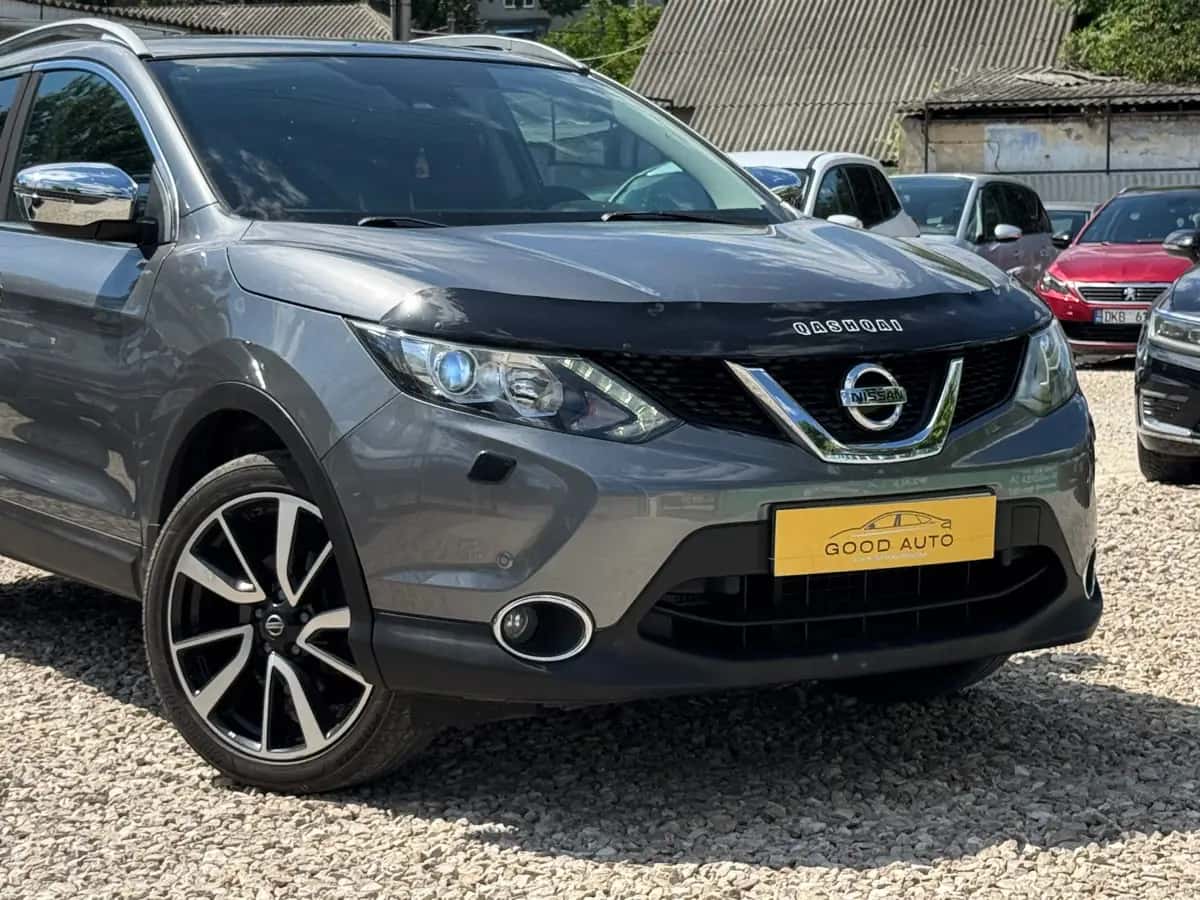 Nissan Qashqai - фото 2