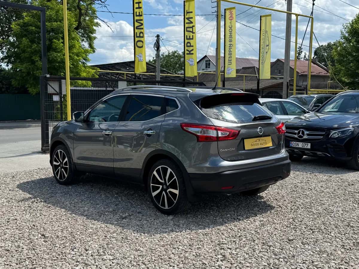 Nissan Qashqai - фото 6
