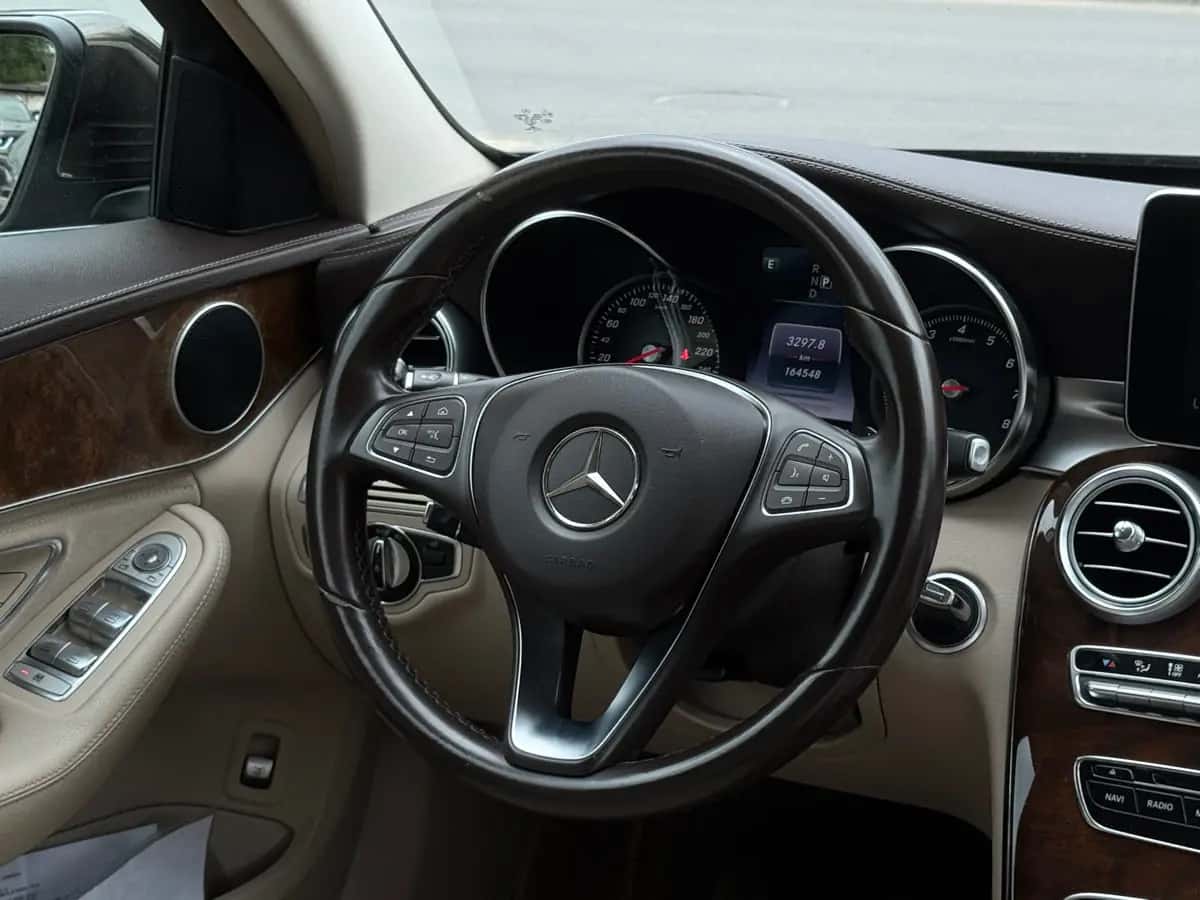 Mercedes C-Class - фото 13