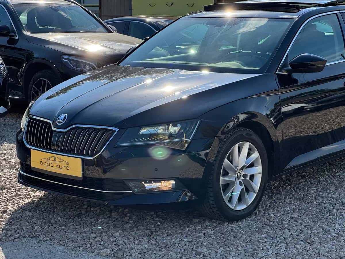 Skoda Superb - фото 2