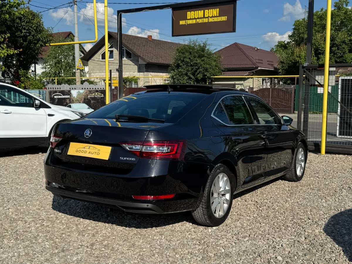 Skoda Superb - фото 3