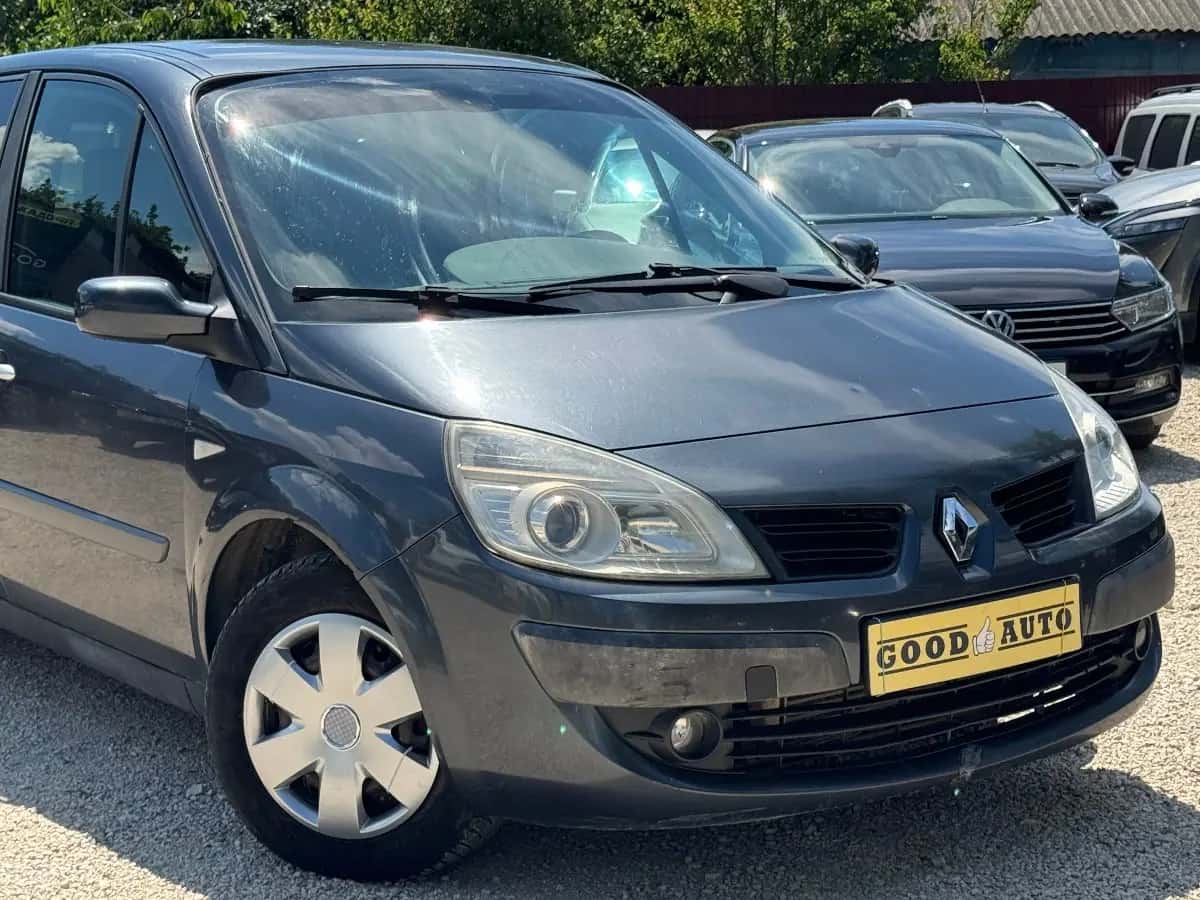Renault Scenic - фото 2