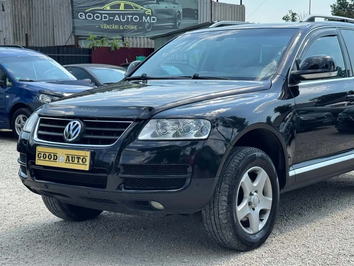 Volkswagen Touareg - фото 4