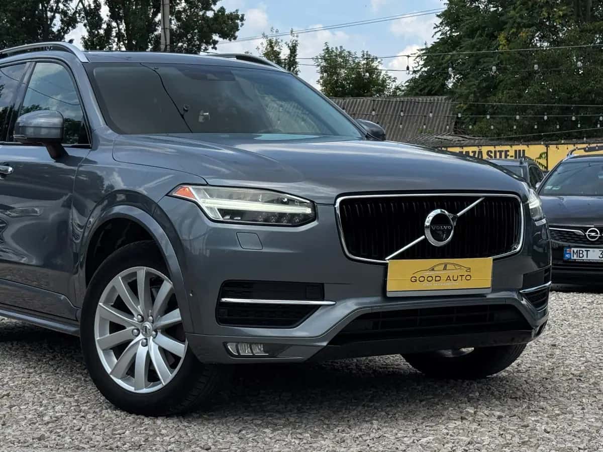 Volvo XC90 - fotografia 2