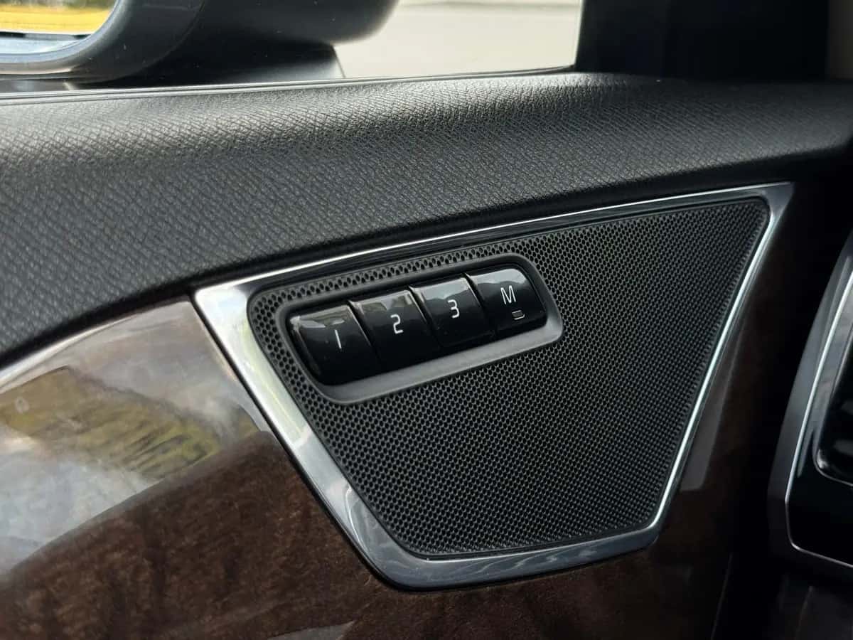 Volvo XC90 - fotografia 14