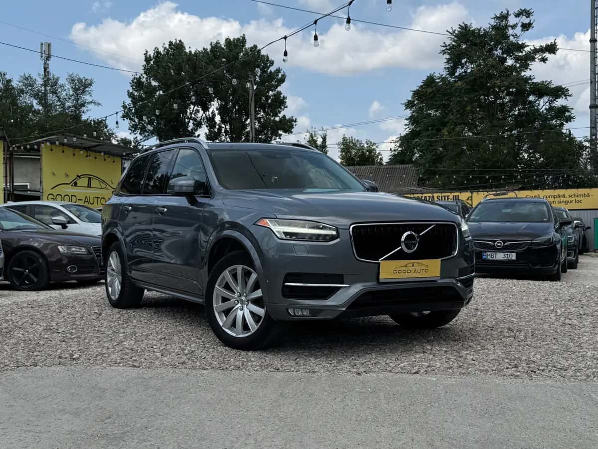 Volvo XC90 - fotografia 1