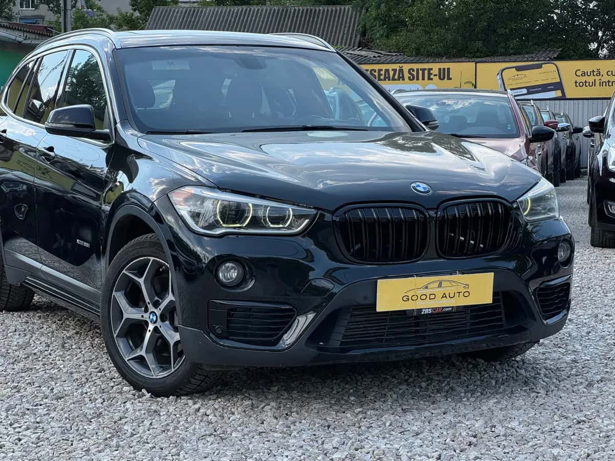 Bmw X1 - фото 2