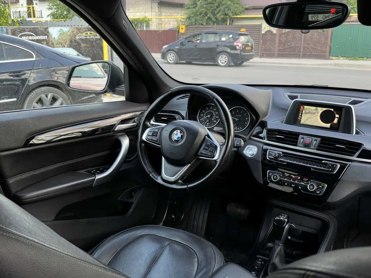 Bmw X1 - фото 15