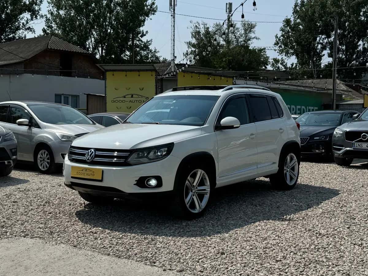Volkswagen Tiguan - фото 4