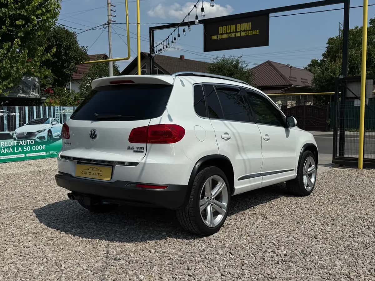 Volkswagen Tiguan - фото 5