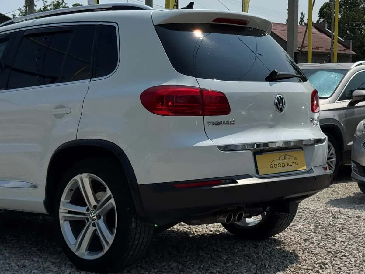 Volkswagen Tiguan - фото 7