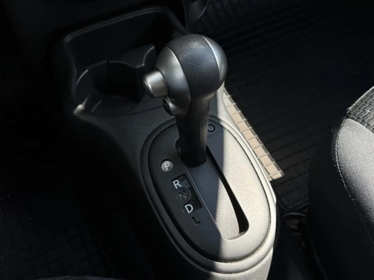 Nissan Micra - фото 12