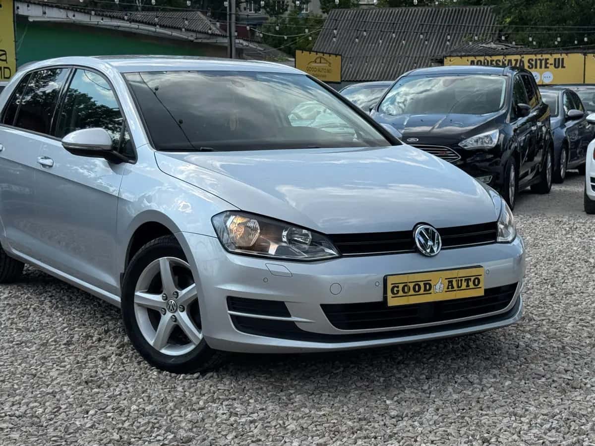 Volkswagen Golf - фото 2