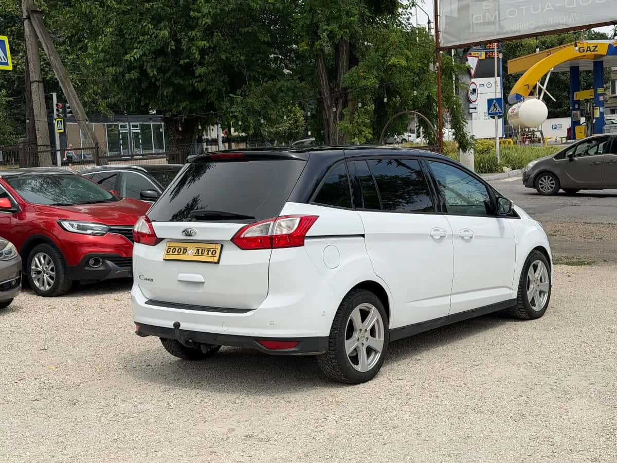 Ford Grand C-MAX - фото 7
