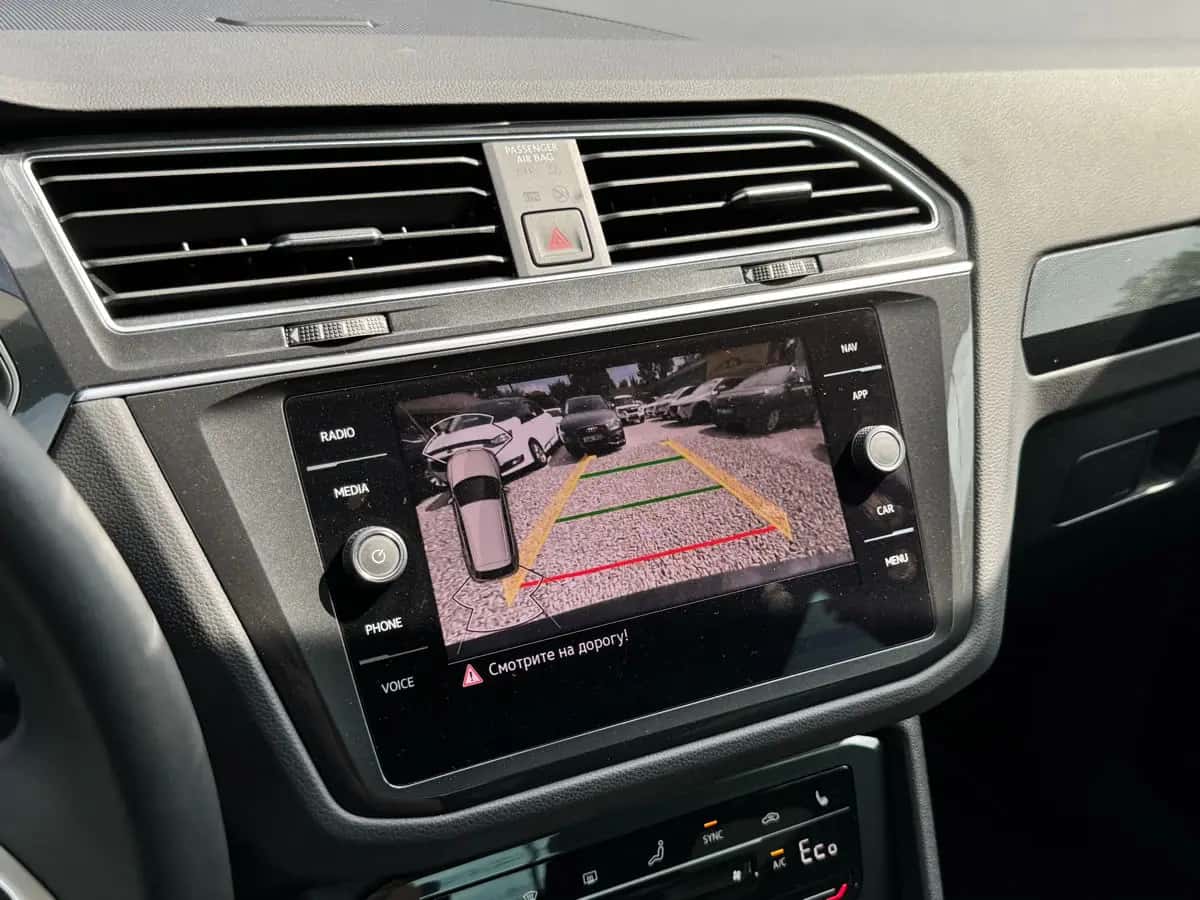 Volkswagen Tiguan - fotografia 16