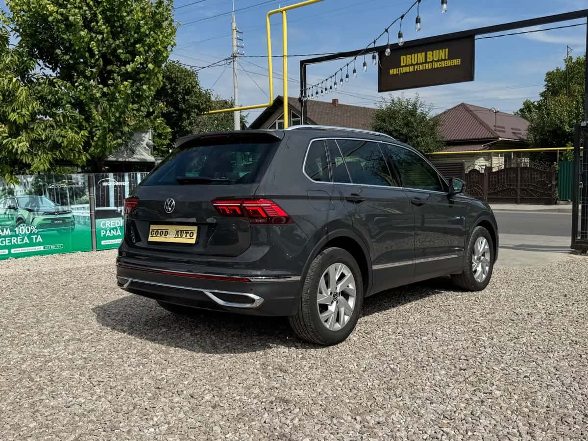 Volkswagen Tiguan - fotografia 6
