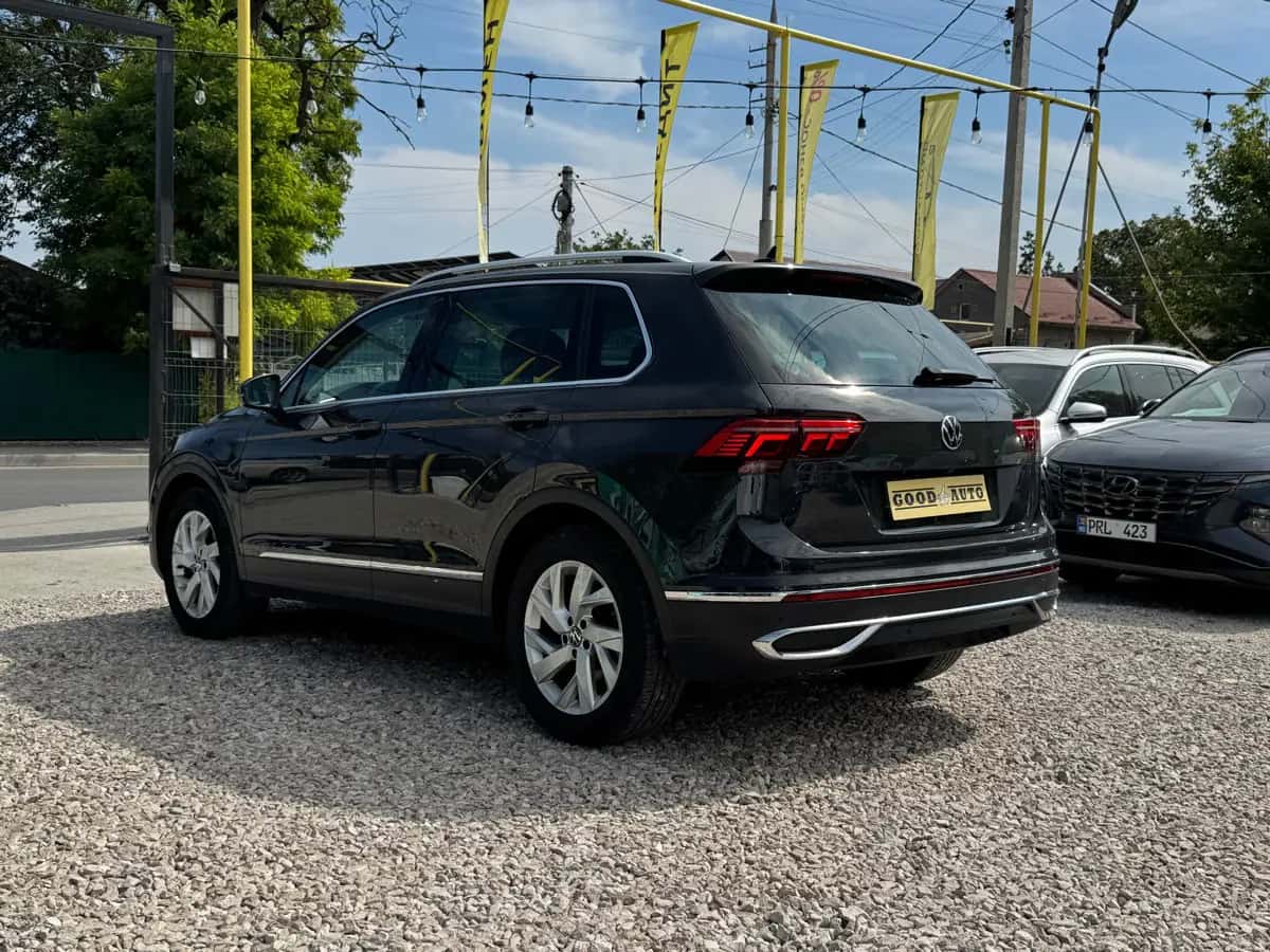 Volkswagen Tiguan - fotografia 7