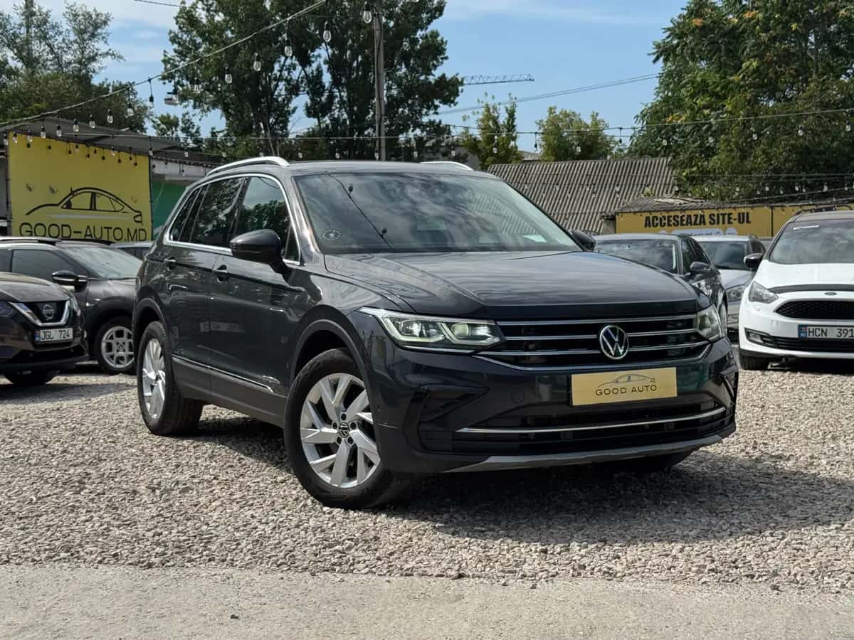Volkswagen Tiguan - fotografia 1