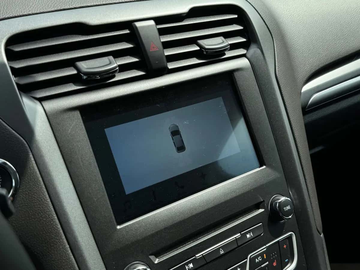 Ford Mondeo - фото 16