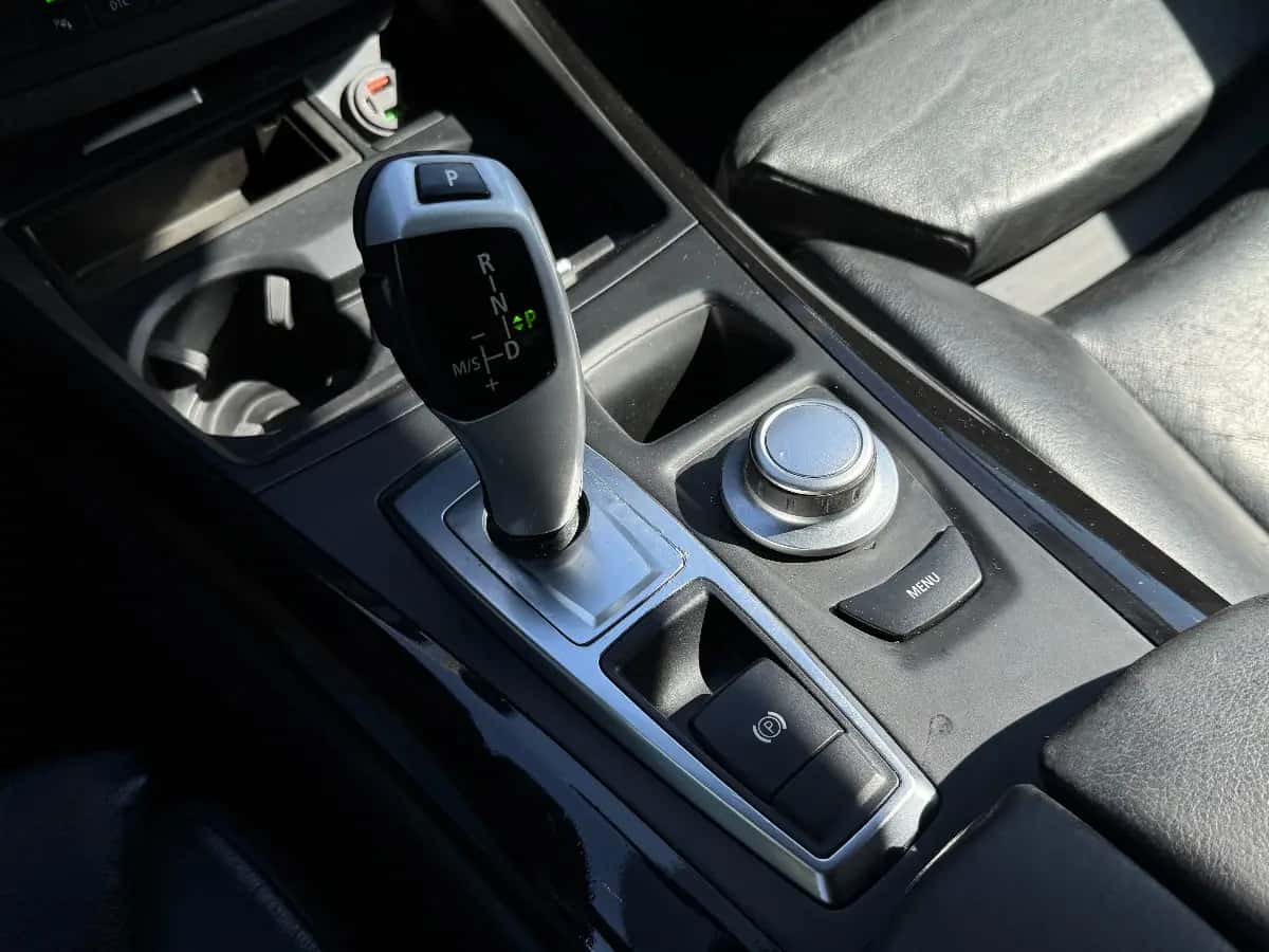 Bmw X5 - фото 12
