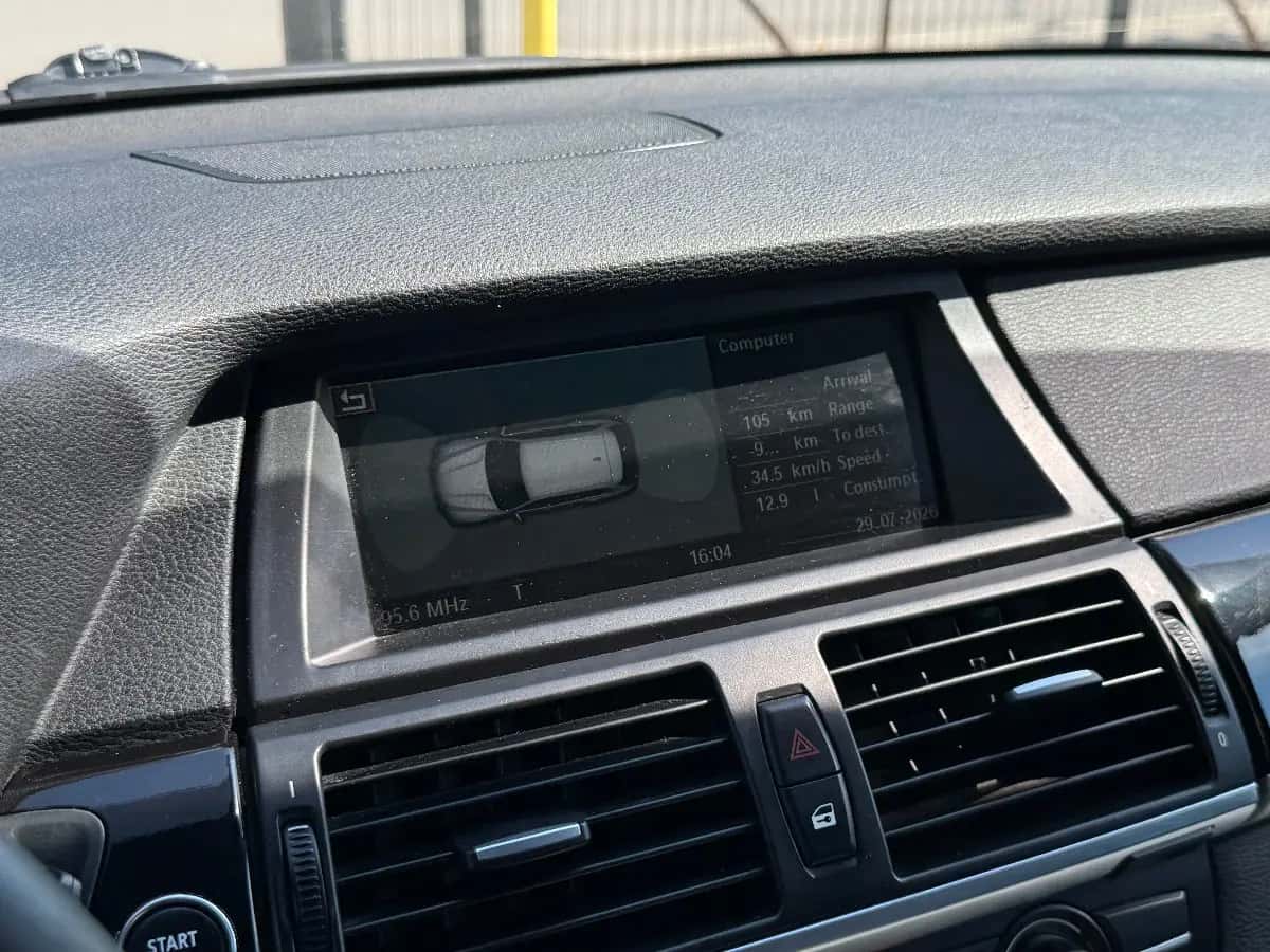Bmw X5 - фото 14
