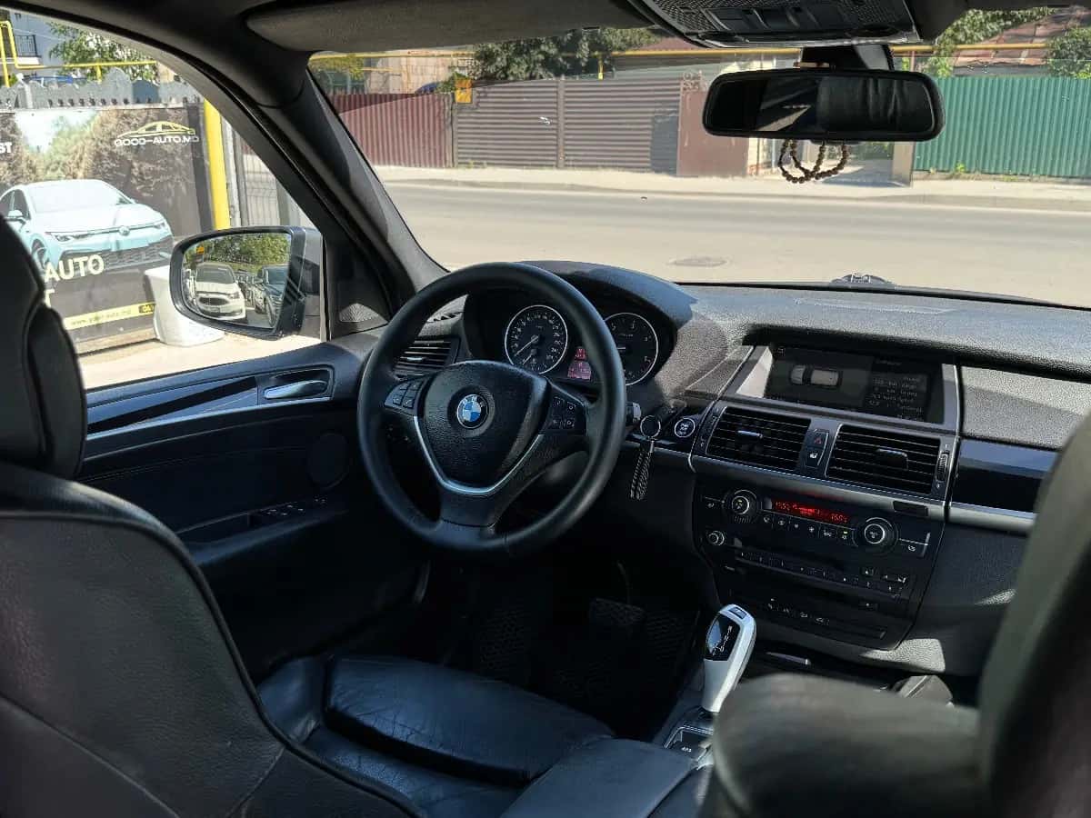 Bmw X5 - фото 16