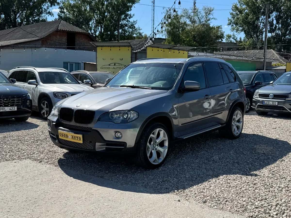Bmw X5 - фото 3