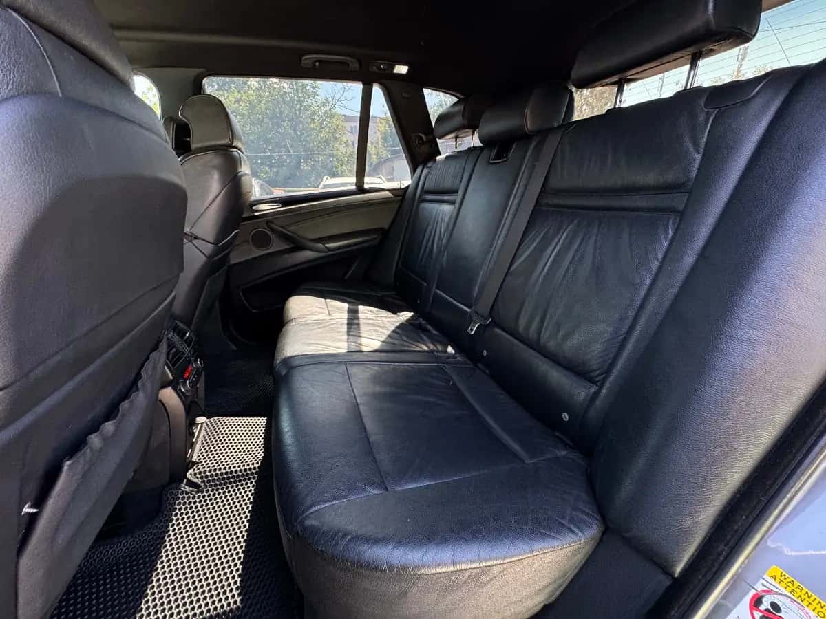 Bmw X5 - фото 9