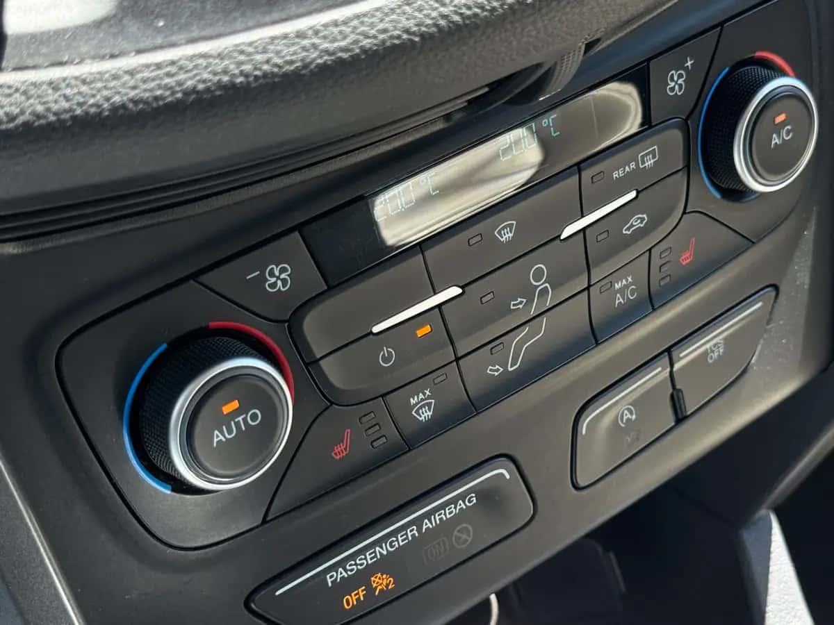 Ford Escape - фото 15