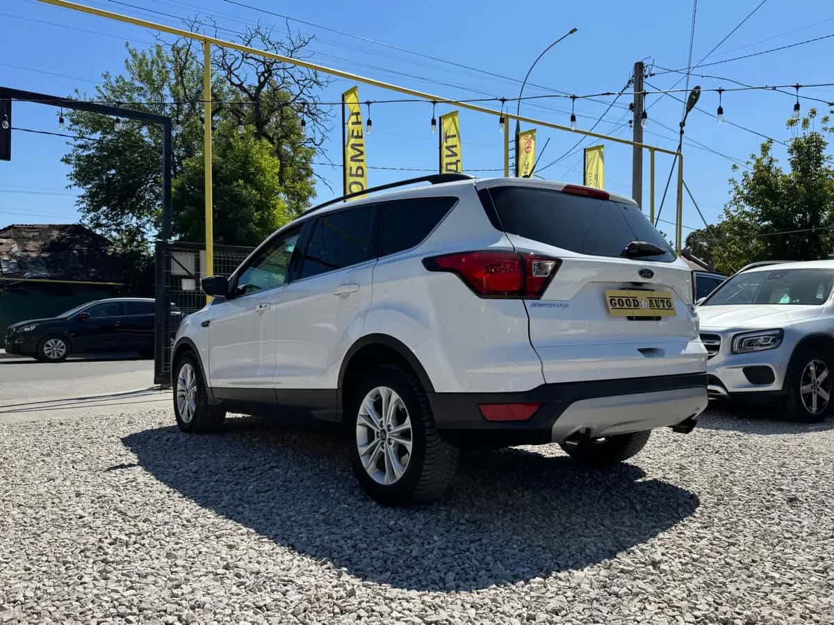 Ford Escape - фото 5