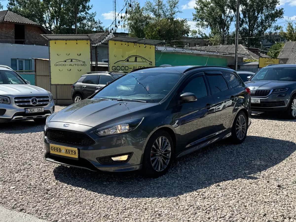 Ford Focus - фото 3