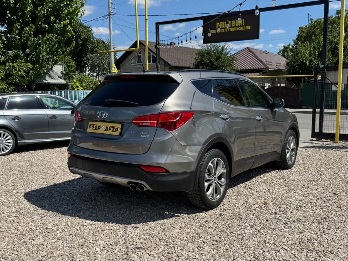 Hyundai Santa FE - фото 5