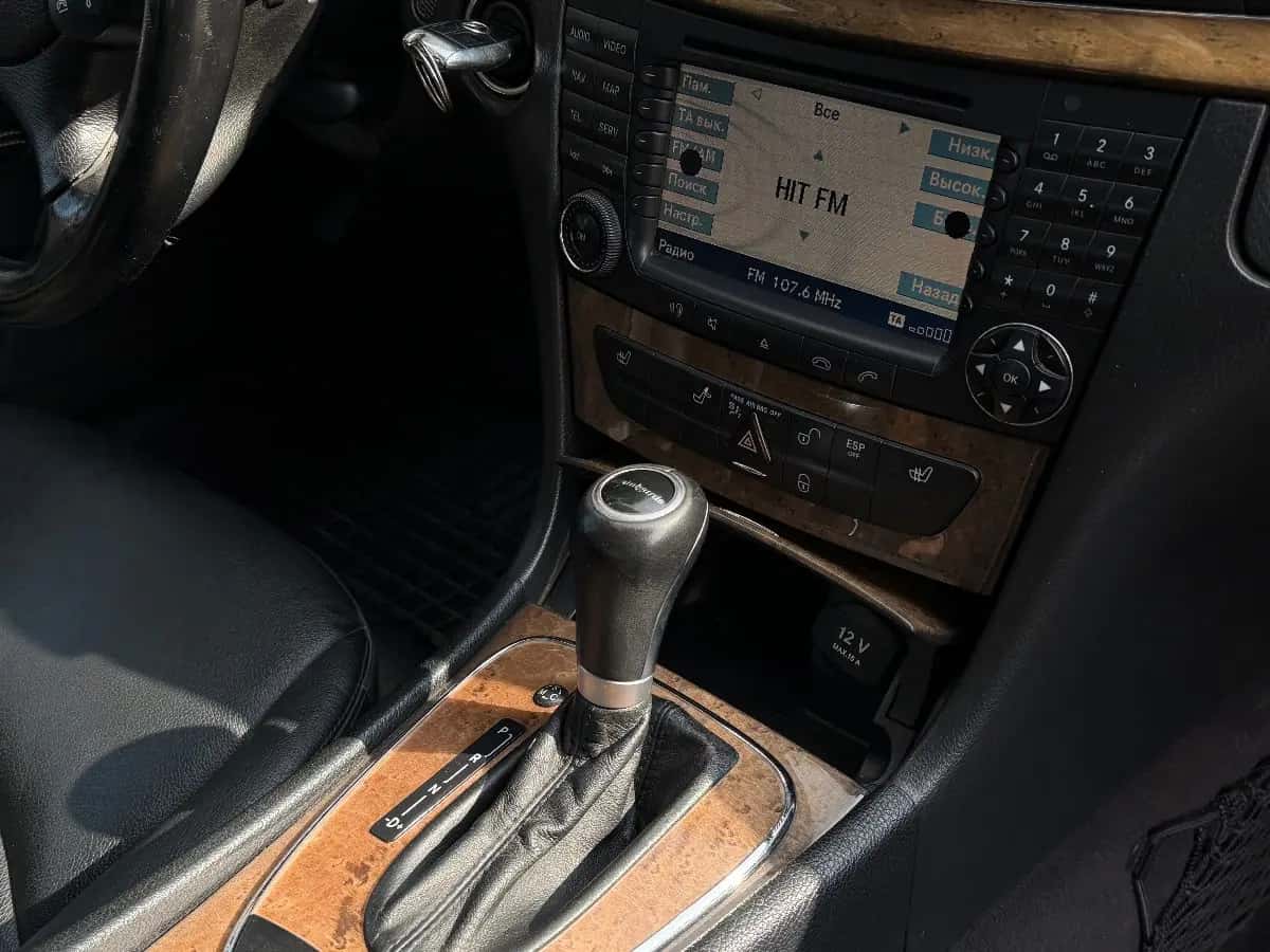 Mercedes E-Class - фото 9