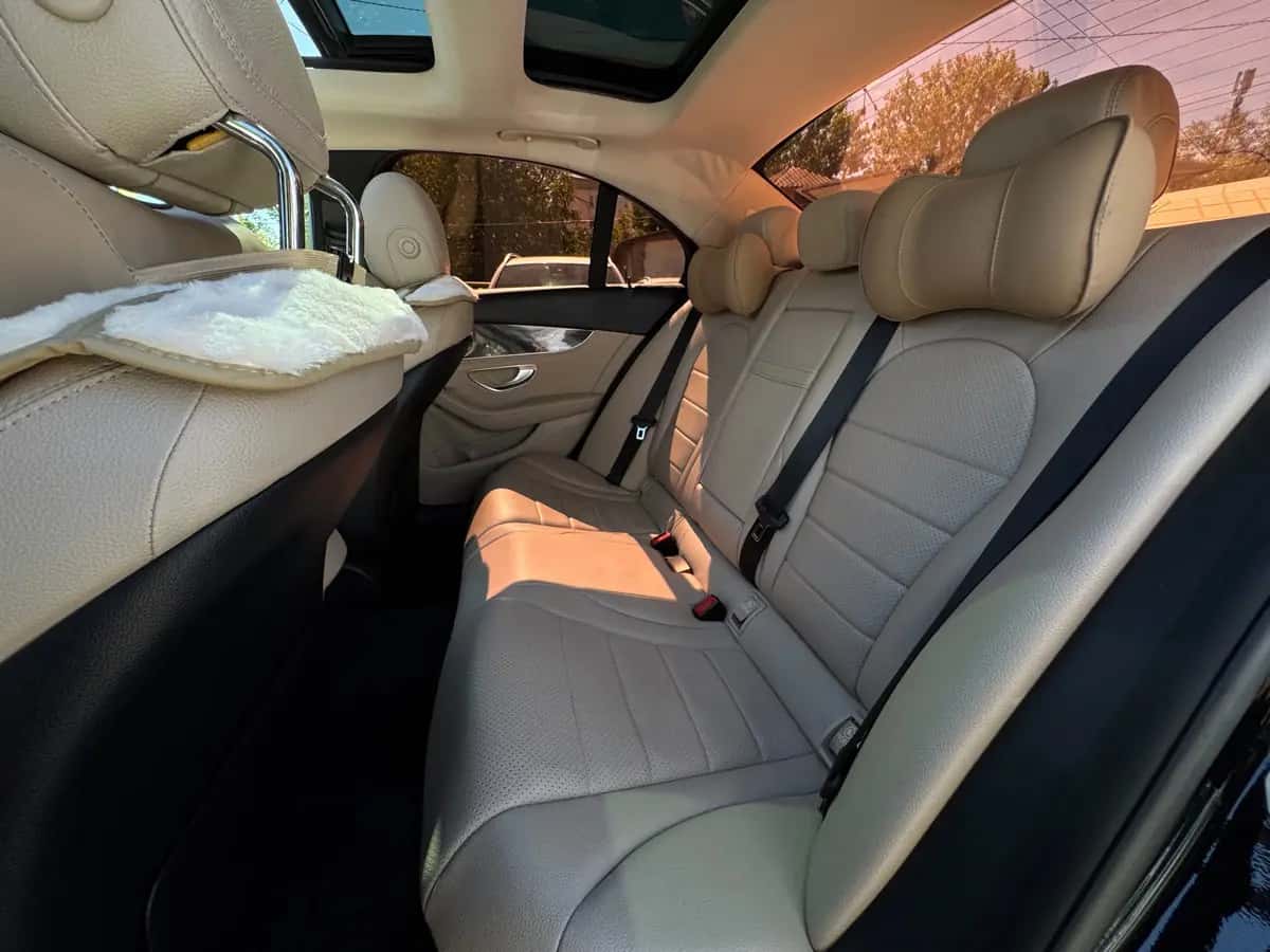 Mercedes C-Class - фото 11
