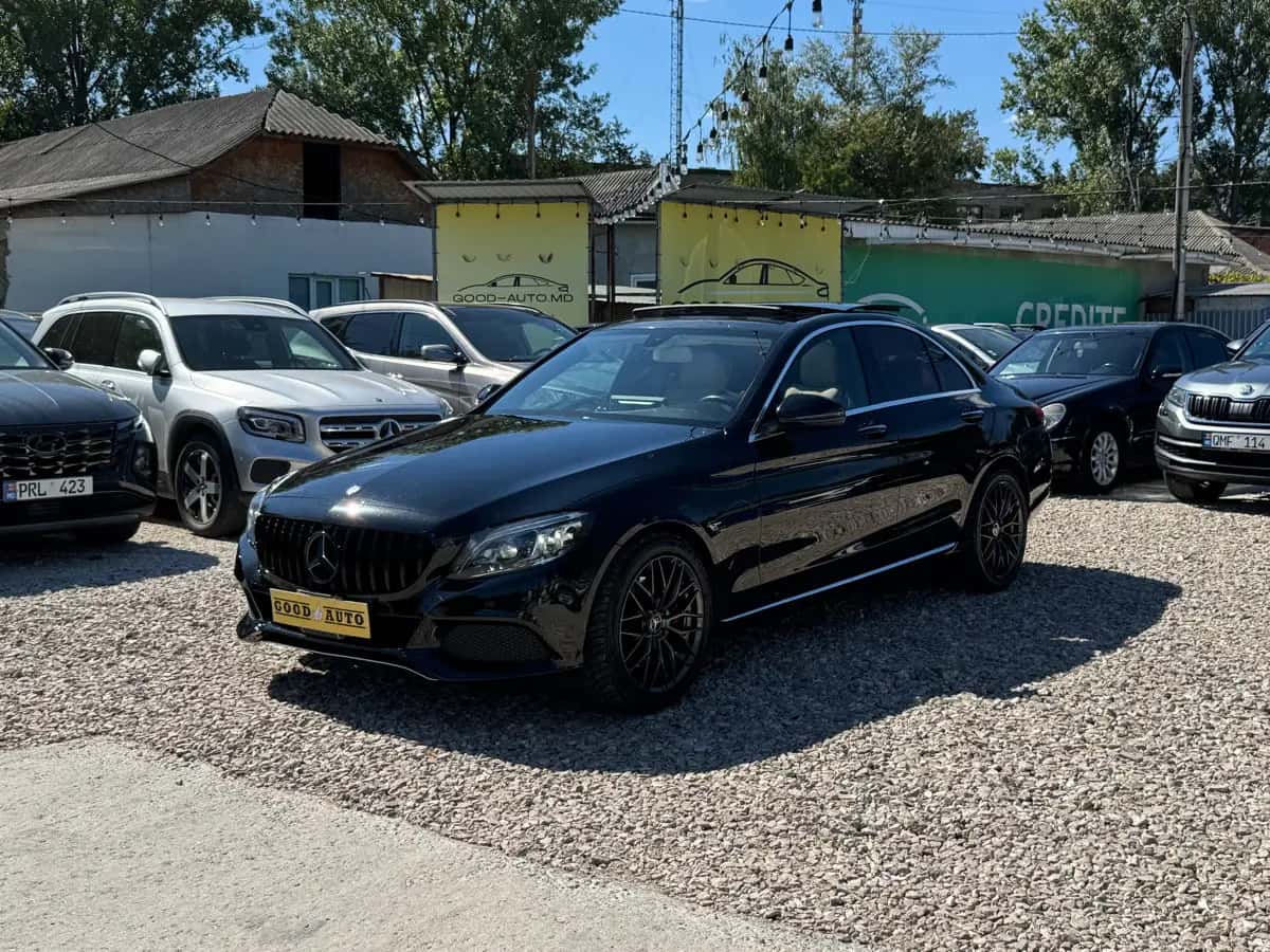 Mercedes C-Class - фото 3