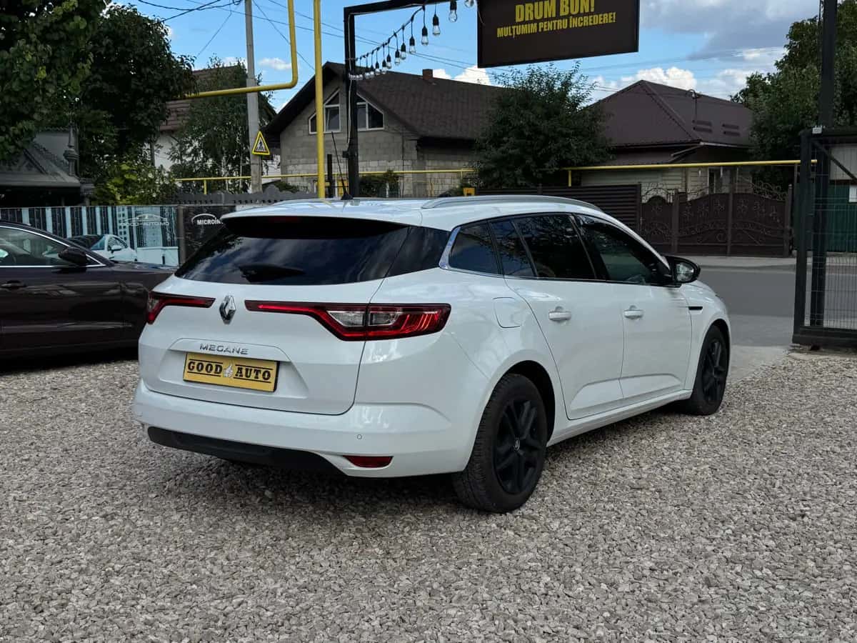Renault Megane - фото 4