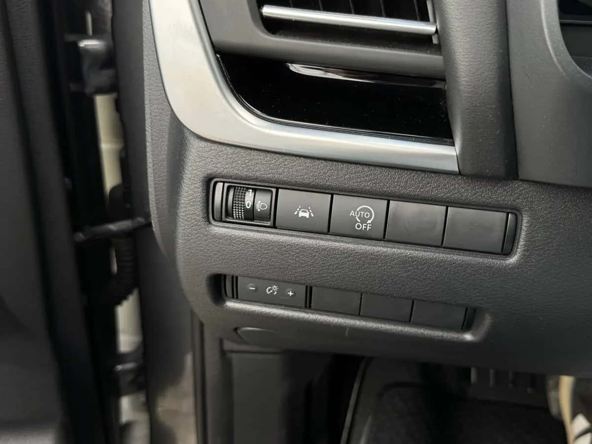 Nissan Qashqai - fotografia 15