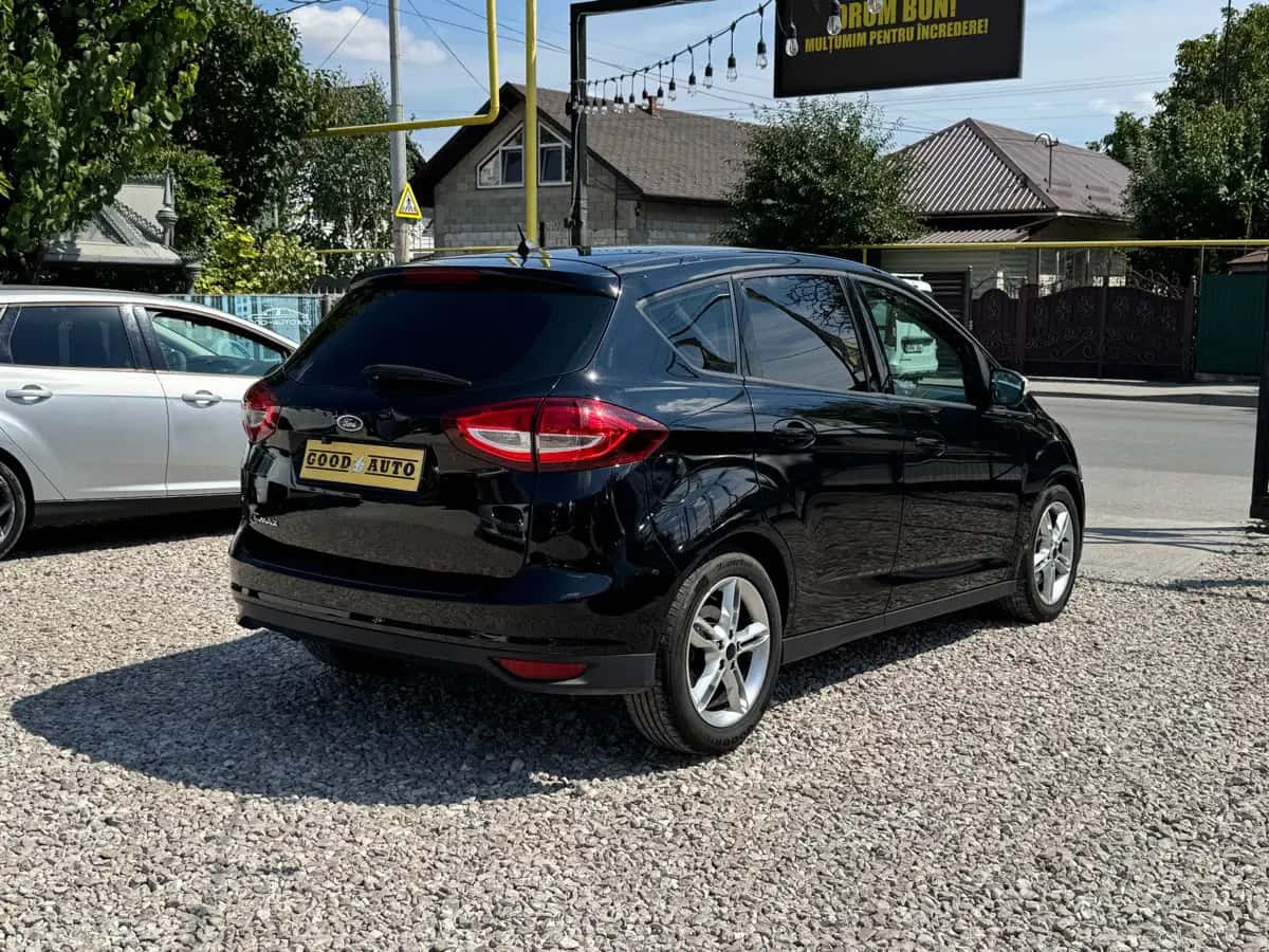 Ford C-Max - fotografia 4