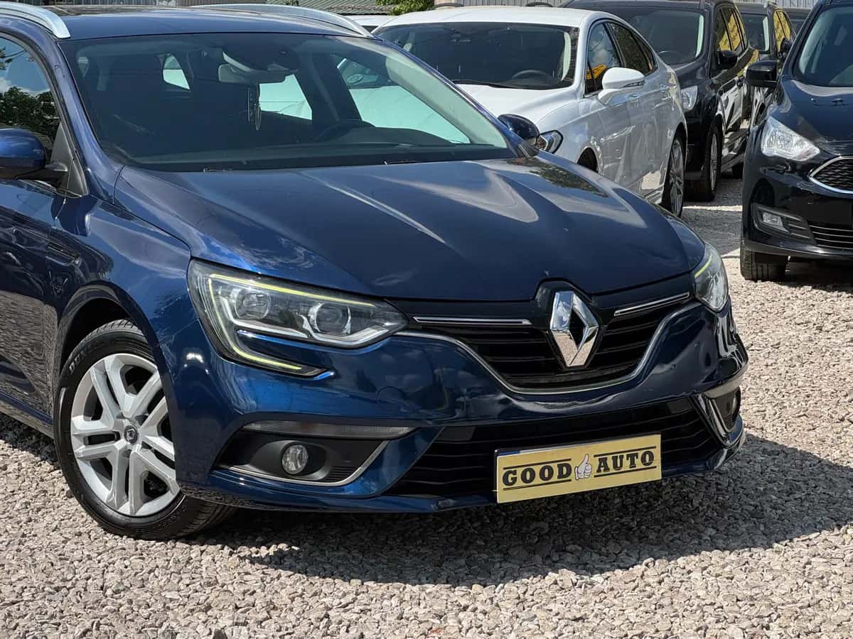 Renault Megane - фото 2