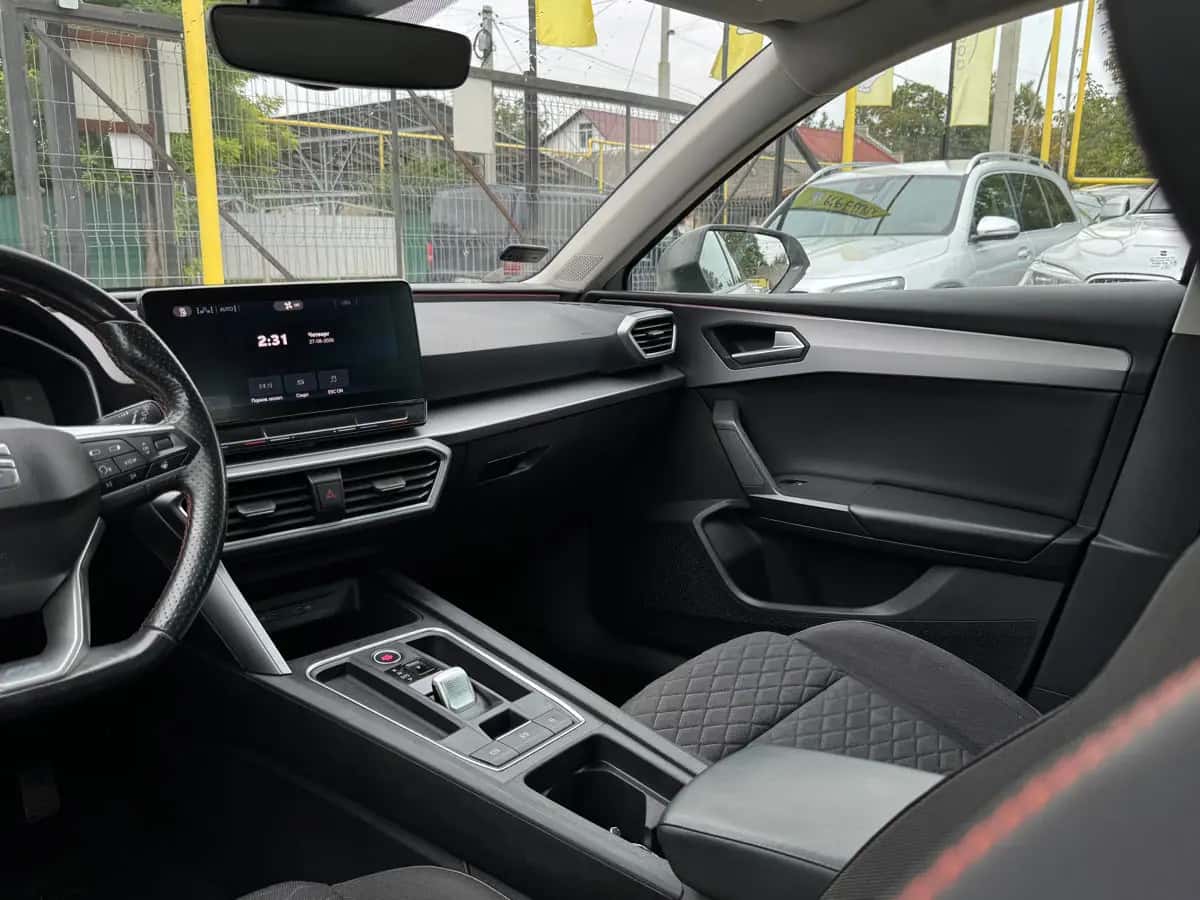 Seat Leon - фото 11