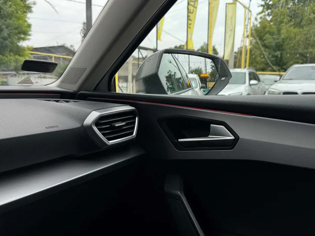 Seat Leon - фото 12