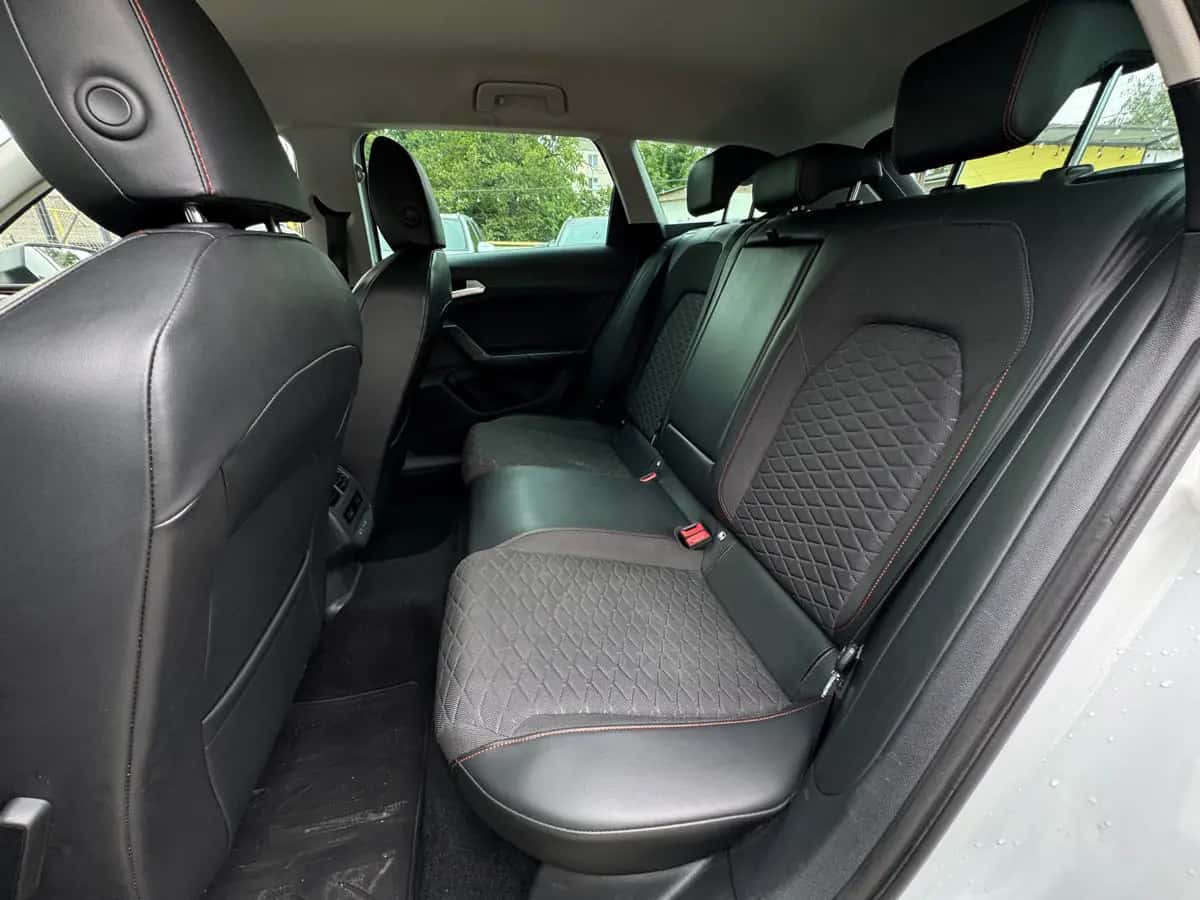 Seat Leon - фото 9