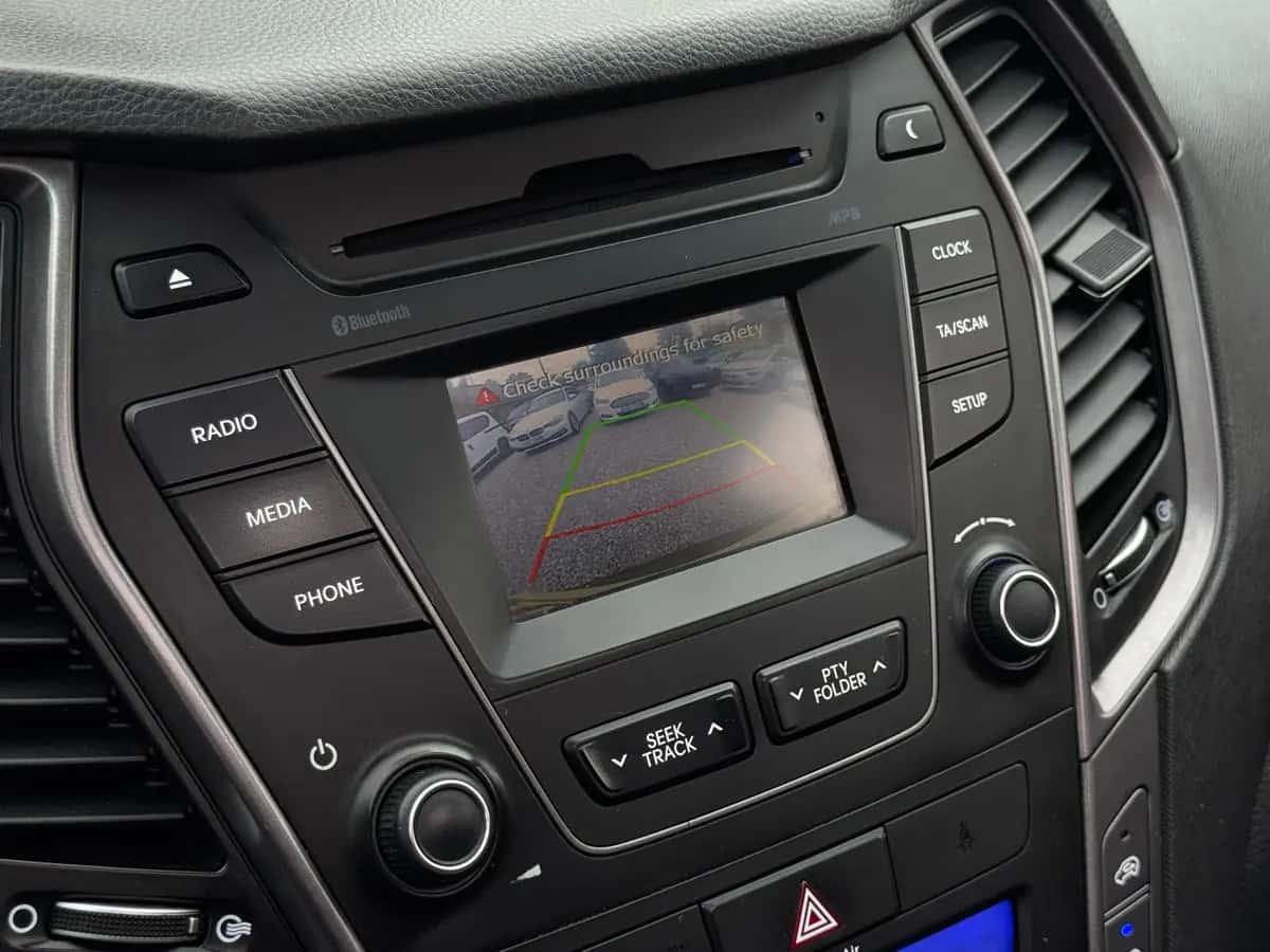 Hyundai Santa FE - fotografia 17