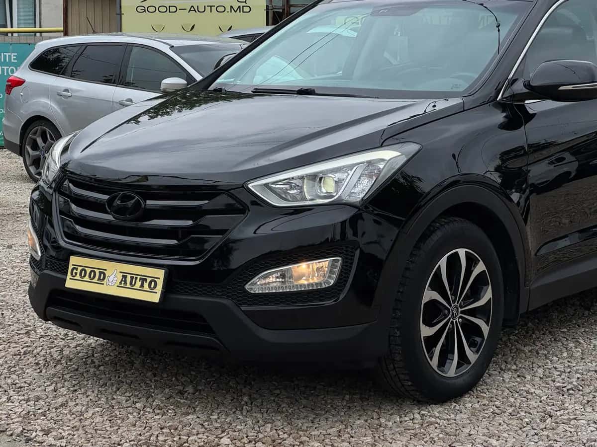 Hyundai Santa FE - fotografia 4