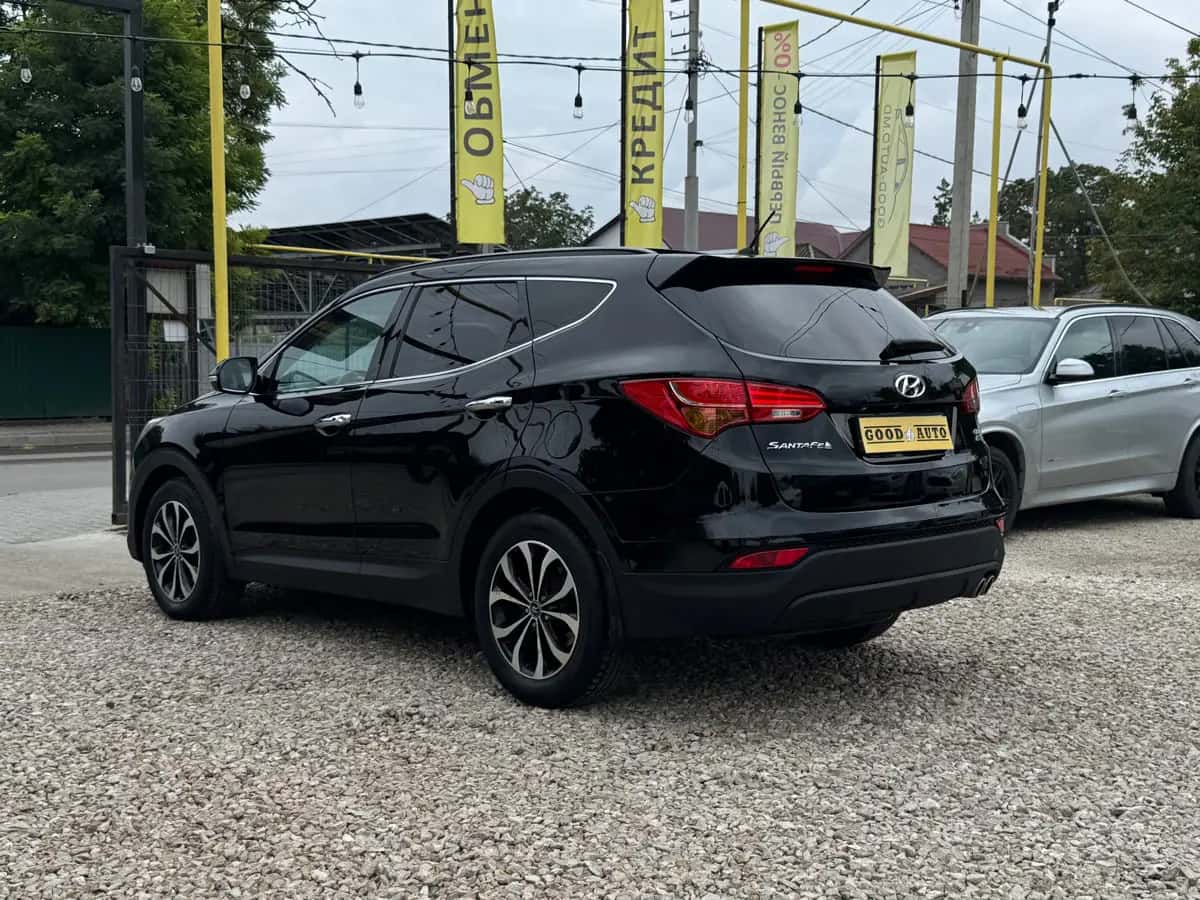 Hyundai Santa FE - fotografia 6