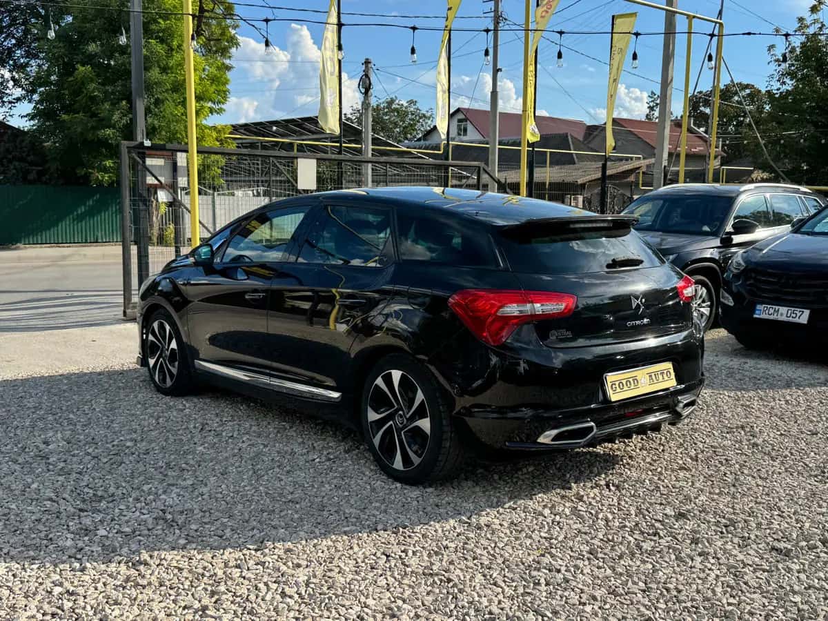 Citroen DS5 - фото 5