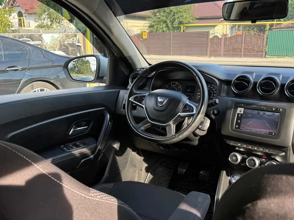 Dacia Duster - fotografia 17