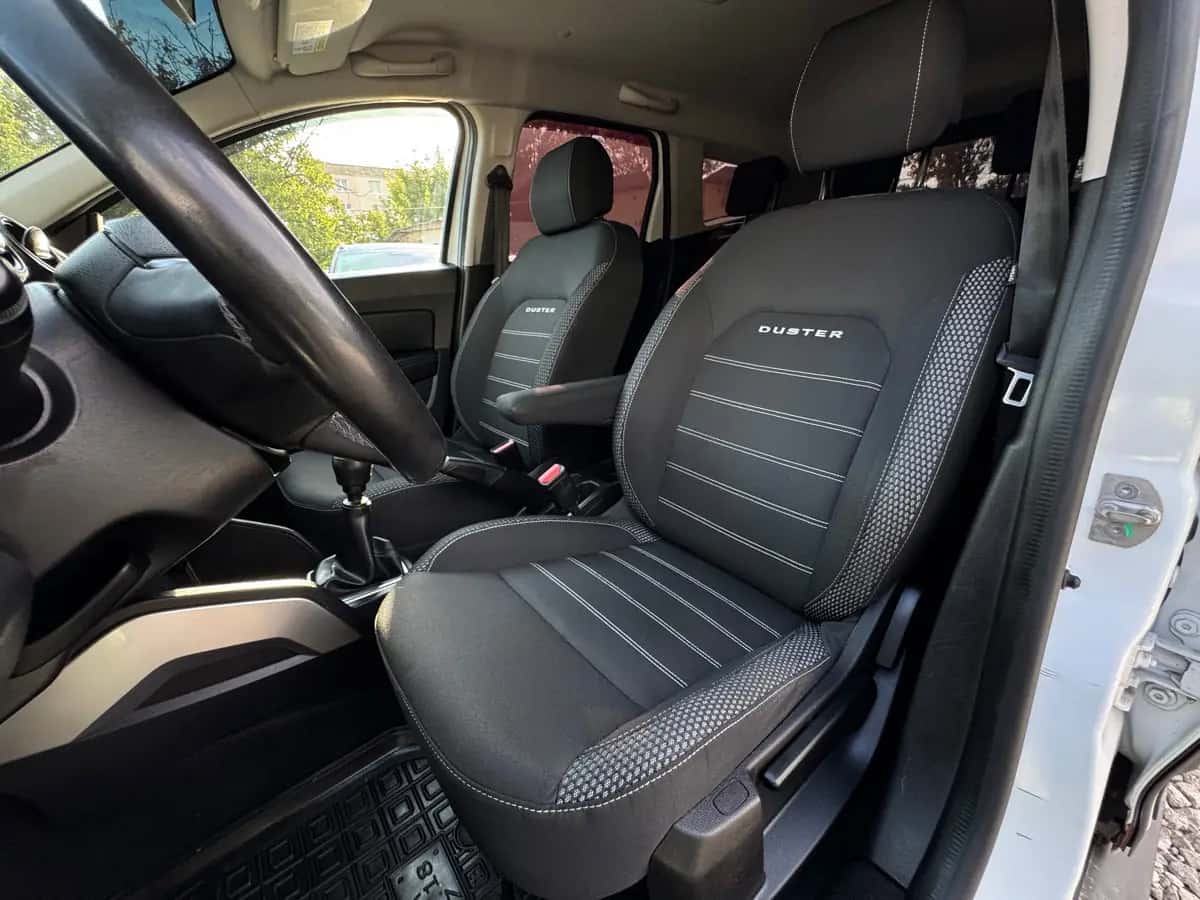 Dacia Duster - fotografia 10