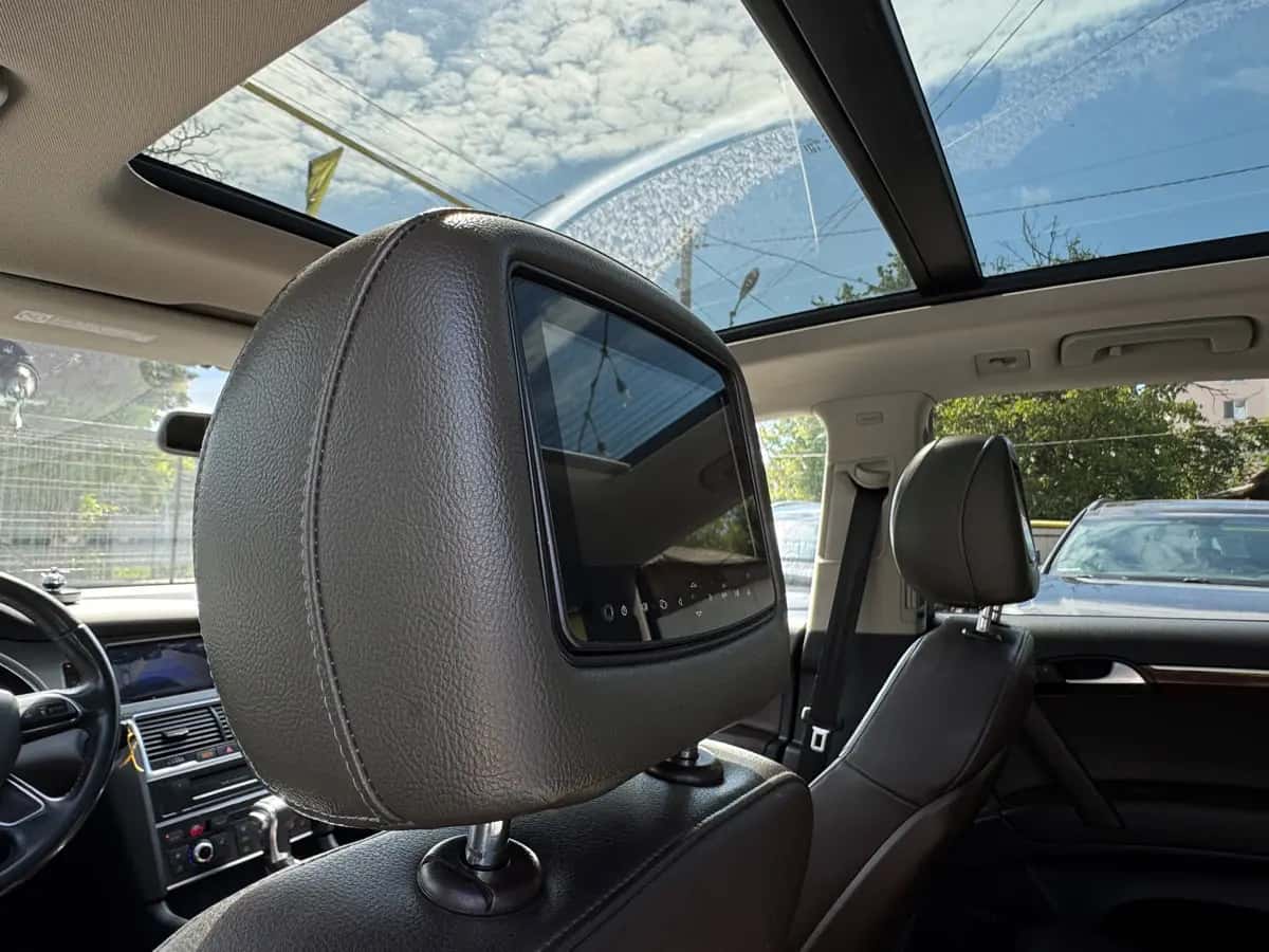Audi Q7 - fotografia 12